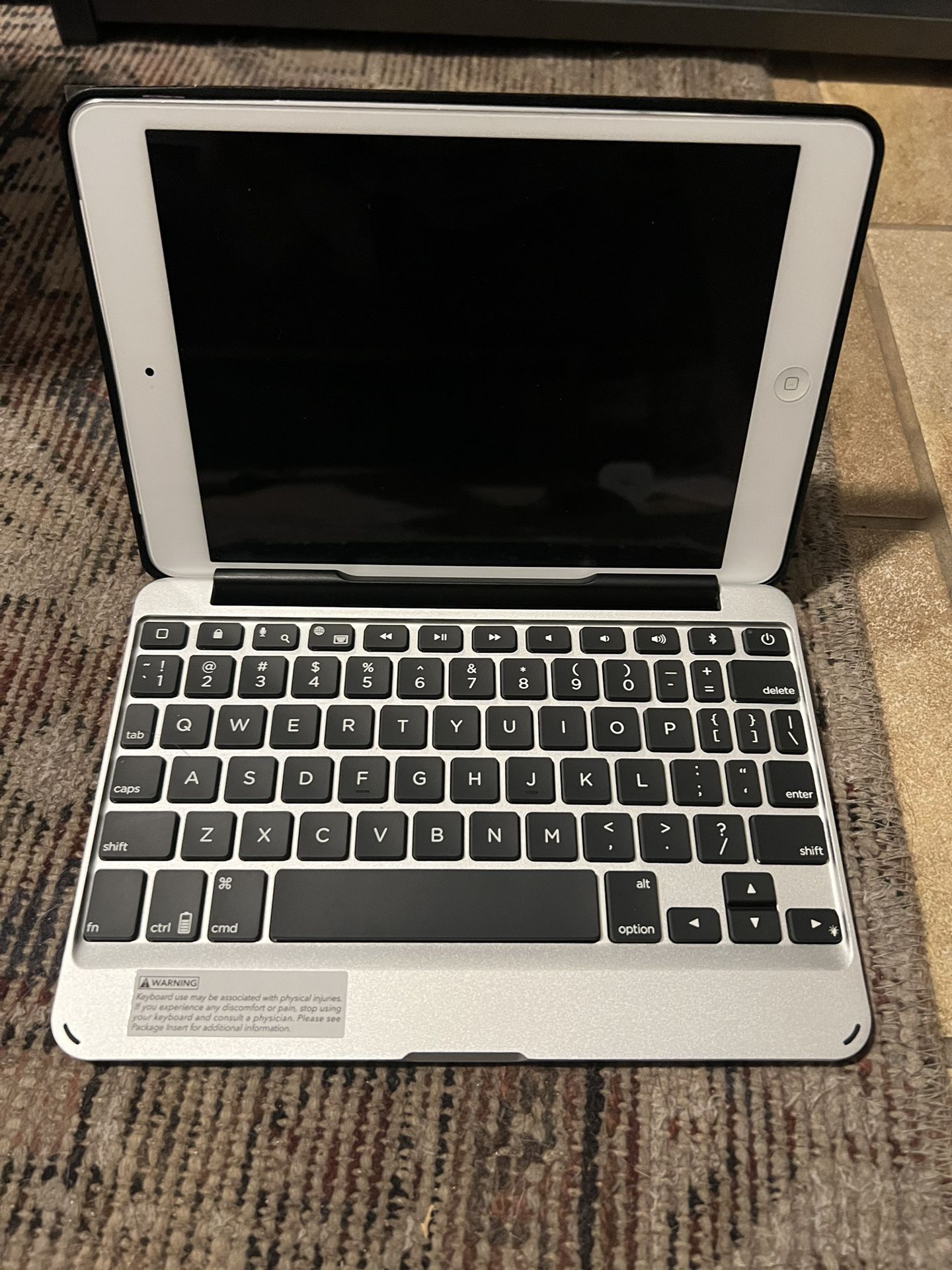 iPad Apple mini 2 Wi-Fi + Cellular Bluetoth Keyboard
