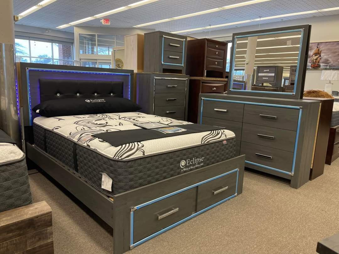 $55 Down Finance Bedroom Set Queen or King Bed Dresser Nightstand Chest Reclining Sofa Loveseat Living Room Set Dining Table Free Delivery Free Matres