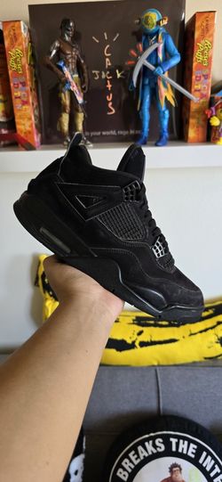 Jordan 4 Black Cat