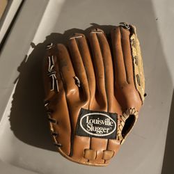 Baseball Glove 