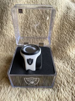 Raiders Watch NEW IN BOX (Limited Edition 0556/2021) Zip-89117