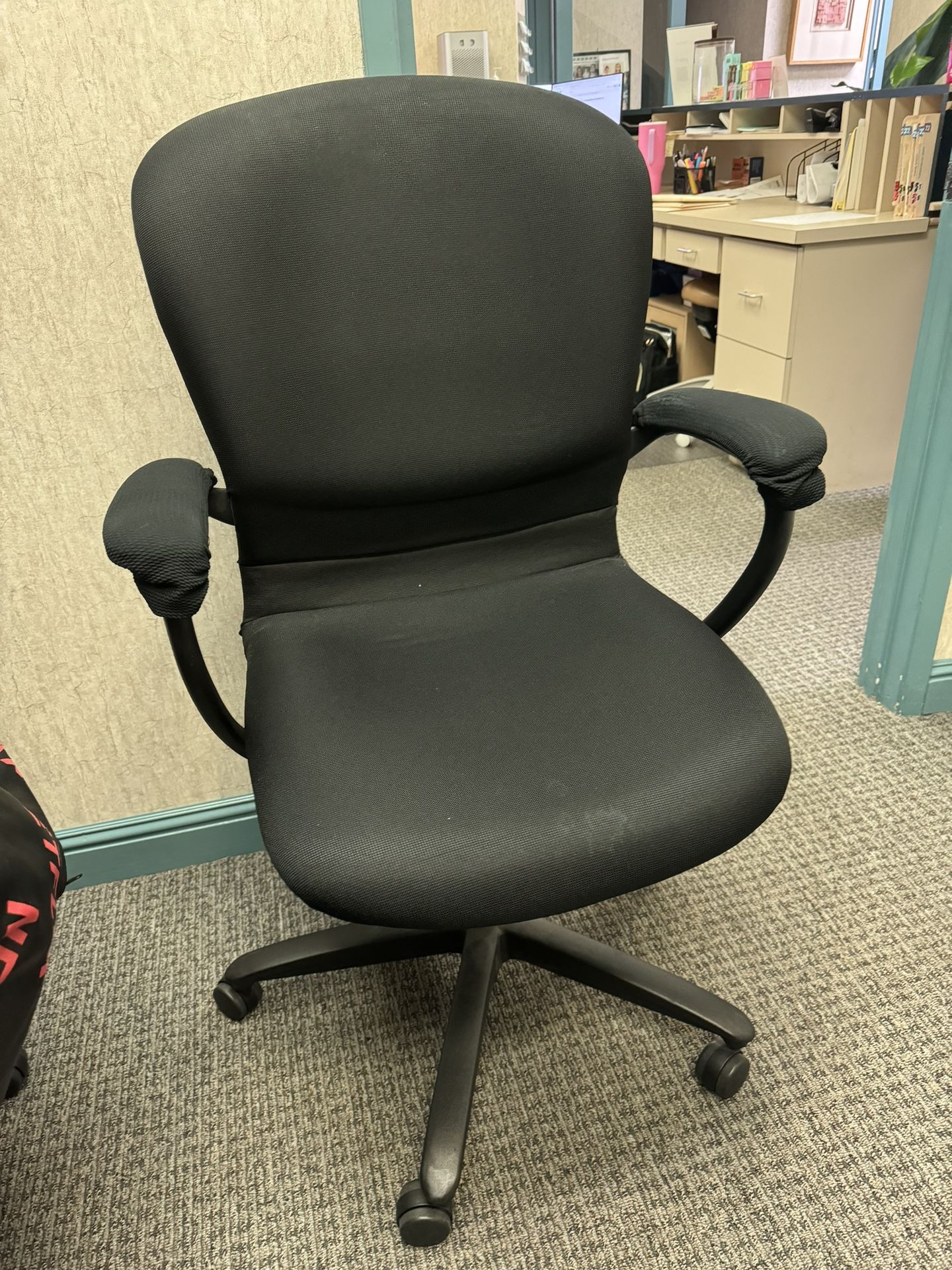 Office Chairs 
