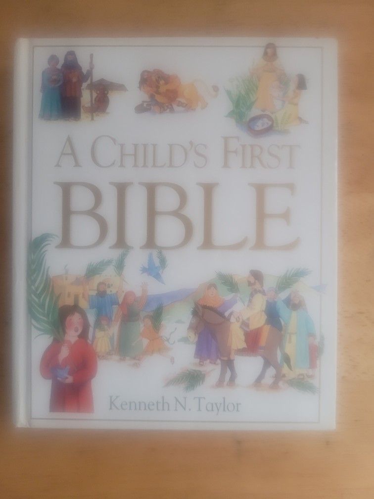 CHILDS FIRST BIBLE 