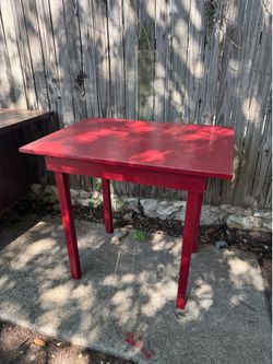 SUPER CUTE WOODEN RED TABLE