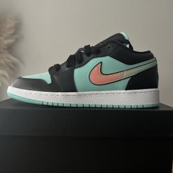 Jordan 1 low GS tropical Twist 7Y/8.5W