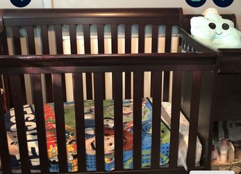 Crib (Price Negotiable)