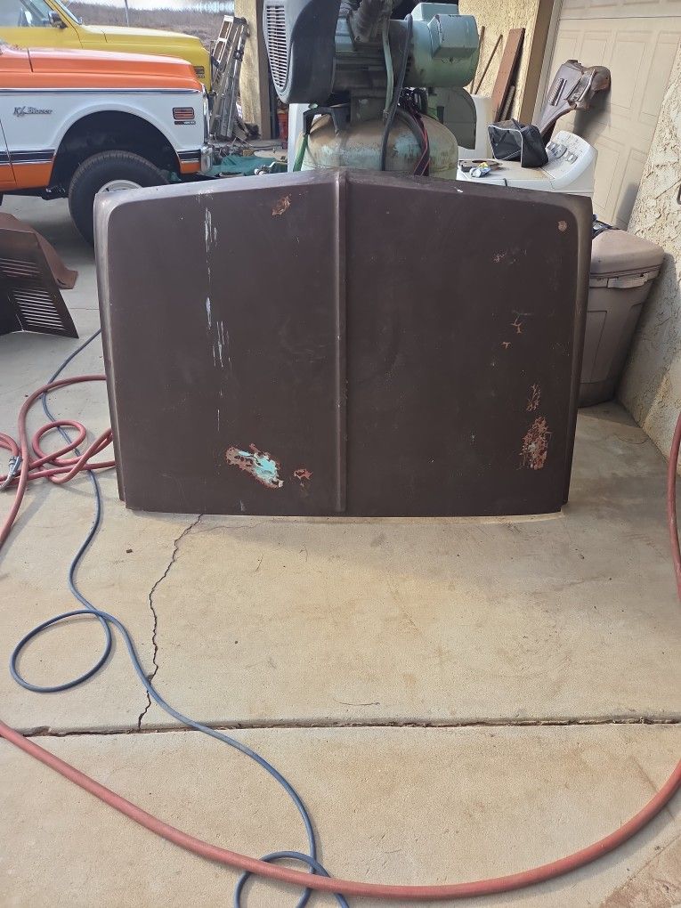 67-72 Chevy K5 Blazer / C10 Pickup Hood