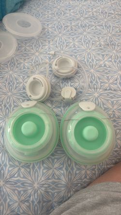 Elvie breast pump