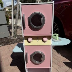 Kid Kraft Laundry