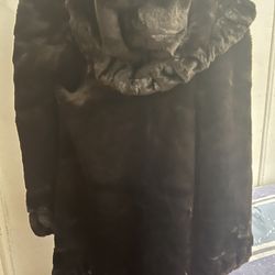 Jones New York Women’s 1X Faux Fur Vest Hook Closure