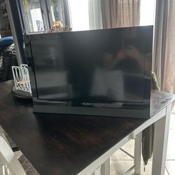 💥 Vizio 26” LCD HDTV – M260VA – Fully Functional – HDMI 💥