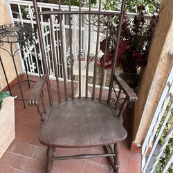 Solid wood Rocking Chair