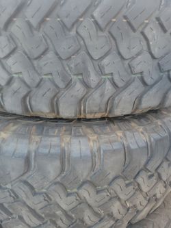 LT285/70R17 Falken Wildpeak MT Tires (4)