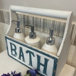 Fabulous Farmhouse Bath Toolbox.   Freshly Painted And Distressed. Versatile. 