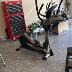 Sunny Brand Elliptical 