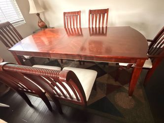 Dining table with 6 chairs