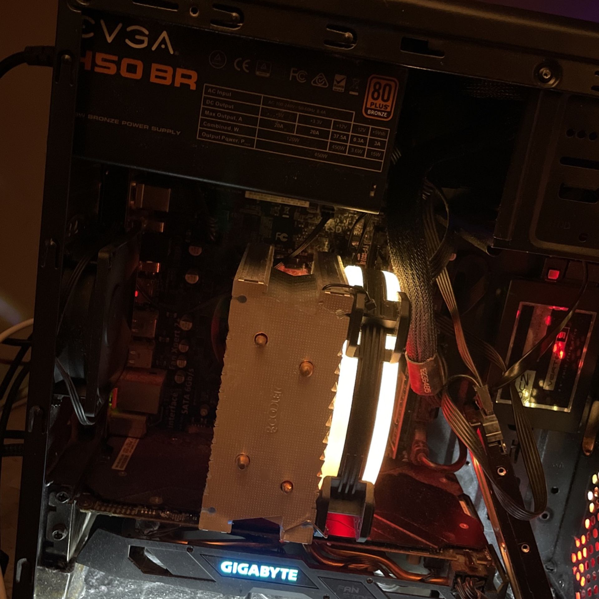 Gaming PC 144+ FPS RGB