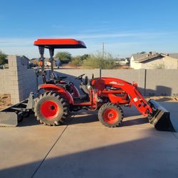 Tractor with Box Blade