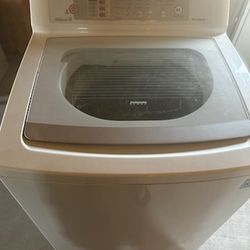 LG Washer + Amana Dryer 