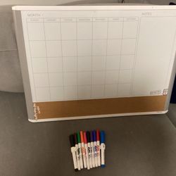 U Brands Magnetic Dry Erase Calendar Whiteboard 23” X 17” AND Pens Pd $64 Used Once 