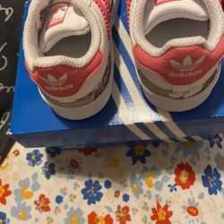 Shell Toe Adidas Low Cut 