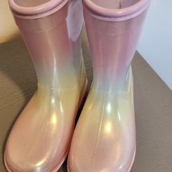 Carters Rain Boots Size 8  Toddler
