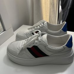 Gucci Sneakers size 9