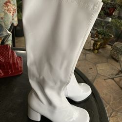 60's Style Women's White Go-Go Boots Size 7