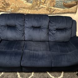Raymour Flanagan Comfy Blue Reclining 3-Seater Couch/Sofa