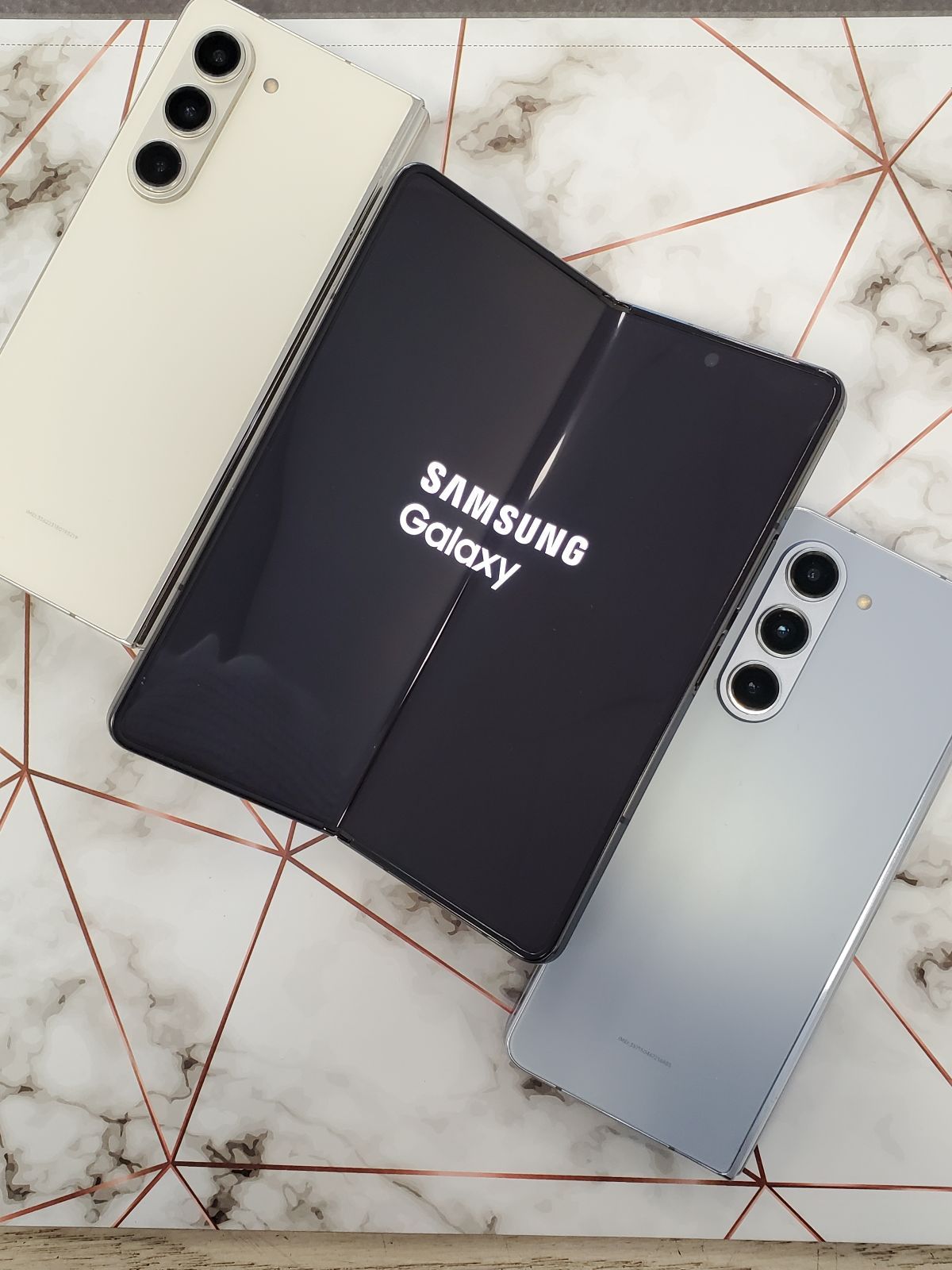 π€ Z Fold 5 7.6 inch Deal β From $499 Today! Foldable Power + $1 Down and Warranty Included