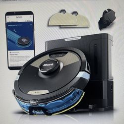 Shark Vacuum & Mop Combo, Powerful Suction, Matrix Plus, 60-day Debris Capacity AV2610WA