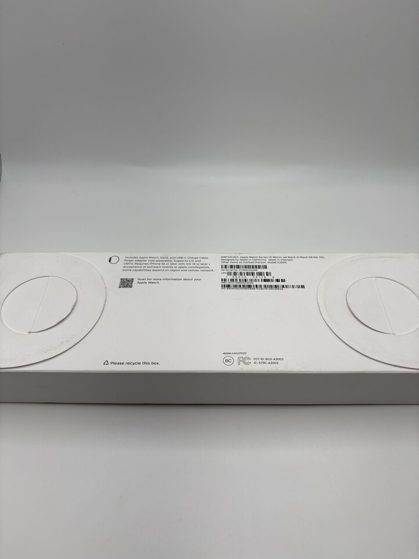 Brand new sealed Apple Watch Series 10 46mm w/ cellular data unlocked for any carrier Comes w/ 1 year of Apple Warranty color black ++++++spanish+++