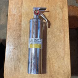 Chrome Fire Extinguisher 2.5 LB
