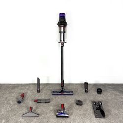 Dyson V11 Outsize w/ Tangle Free Head Handheld Stick Cordless Vacuum Cleaner w/ all attachments