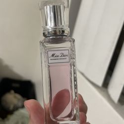 Miss Dior Blooming Bouquet Roller-pearl