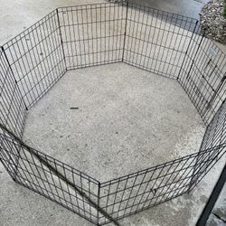 Large 16’ Pet Playpen in good shape! Has ine door and easily collapses! 