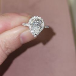 3.3 Carat Moissanite Set