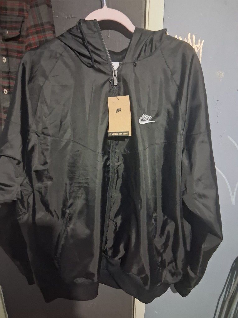 Nike Windbreaker Size XL