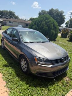 Volkswagen Jetta S