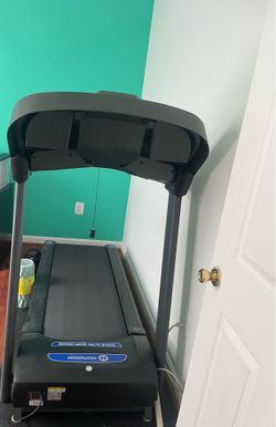 Horizon 7.4 AT Treadmill
