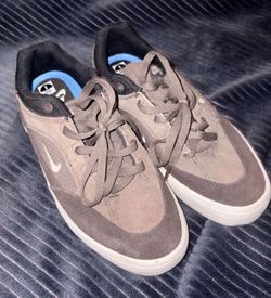 Nike SB Skate Shoes – Men’s Size 8
