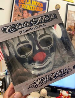 Mister Cartoon Dodgers stadium mask