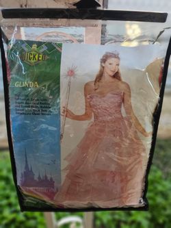 GLINDA from WICKED costume