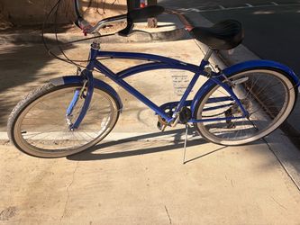 Schwinn Largo Blue Beach Cruiser Bicycle