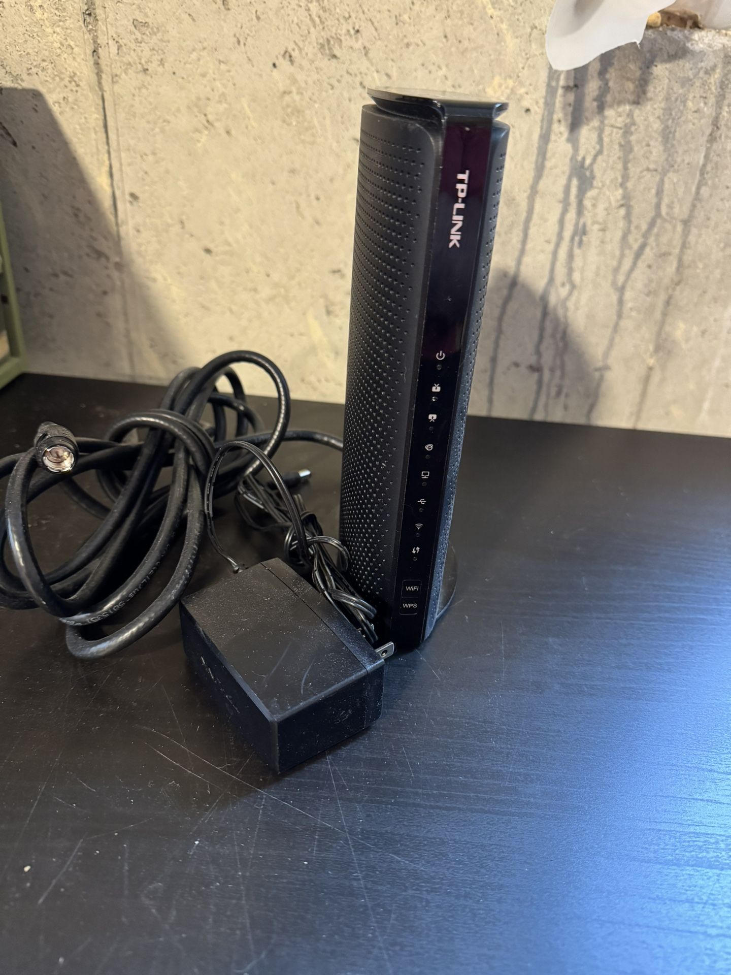 TP-Link DOCSIS 3.0 Cable Modem Router