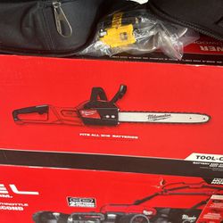 Milwaukee M18 FUEL 16” Chainsaw Tool Only 
