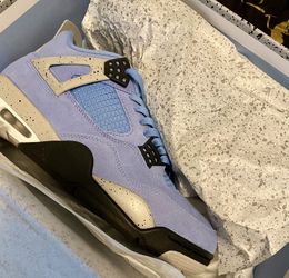 Retro Jordan 4 Unc