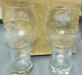 2 Angry Orchards Glasses