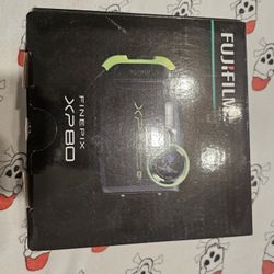 Digital Cameras In Excellent Condition 