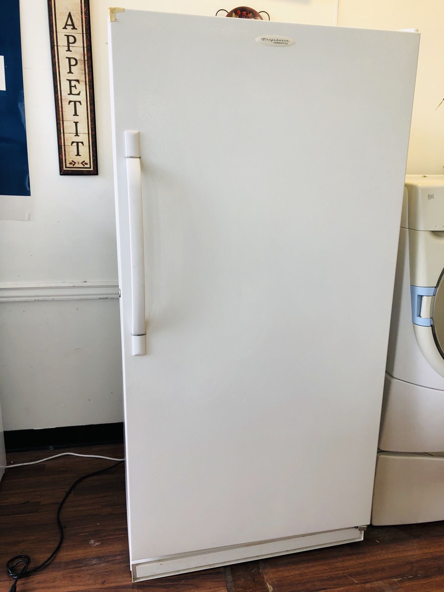 Frigidaire gallery freezer